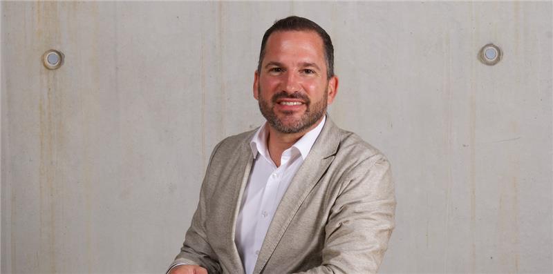 Sales & Distribution